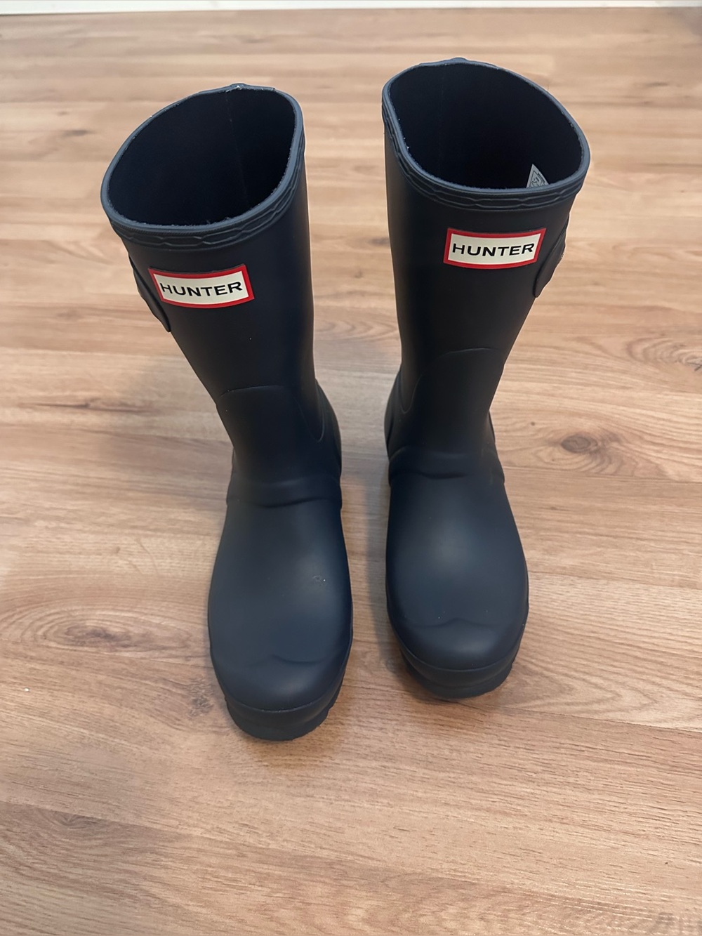 Hunter Navy Blue Short Waterproof Rain Boots Size 6 EUC